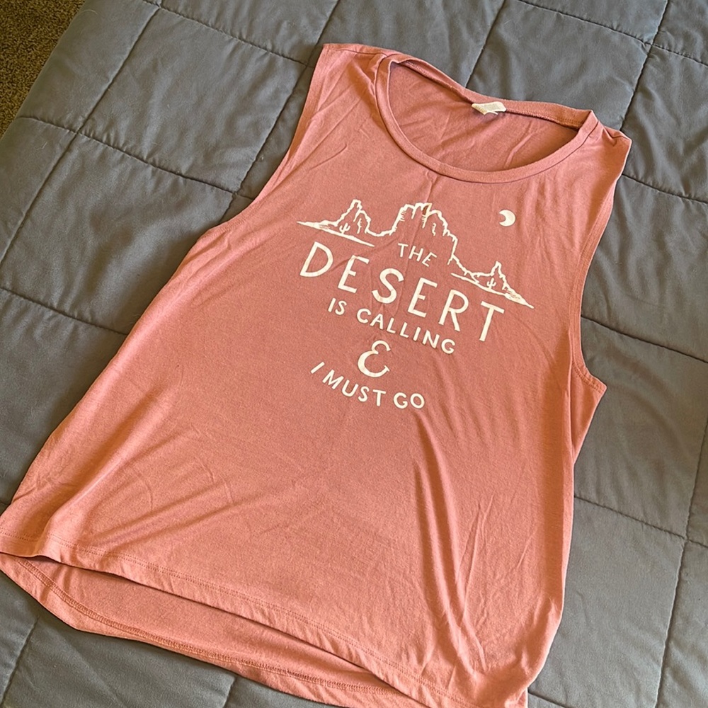 Keep Nature Wild Design Tank